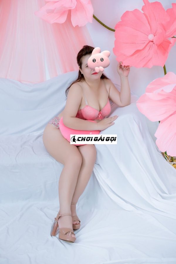 HÌNH ẢNH LỚN CỦA GÁI GÁI NGỌC NGUYÊN - 1992 - 7